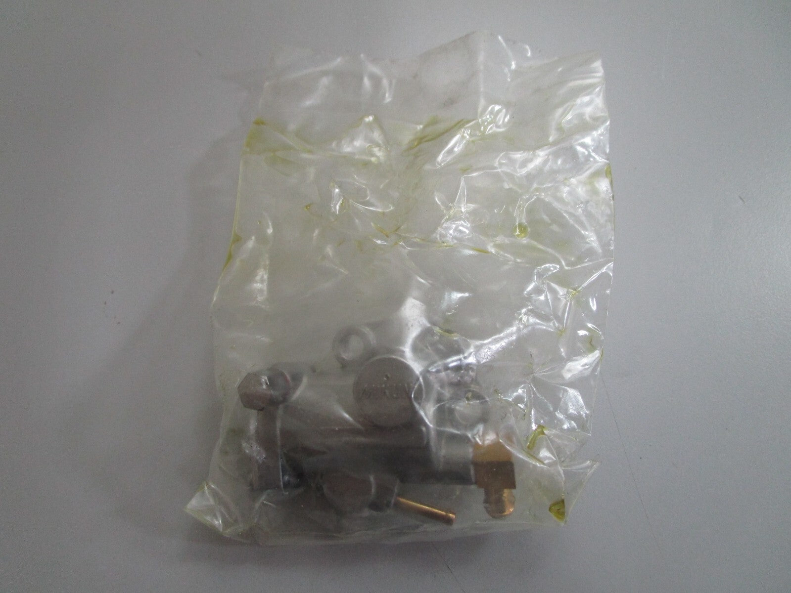 *NEW OEM* 0820 Suzuki Oil Pump Assy 16100-92D11