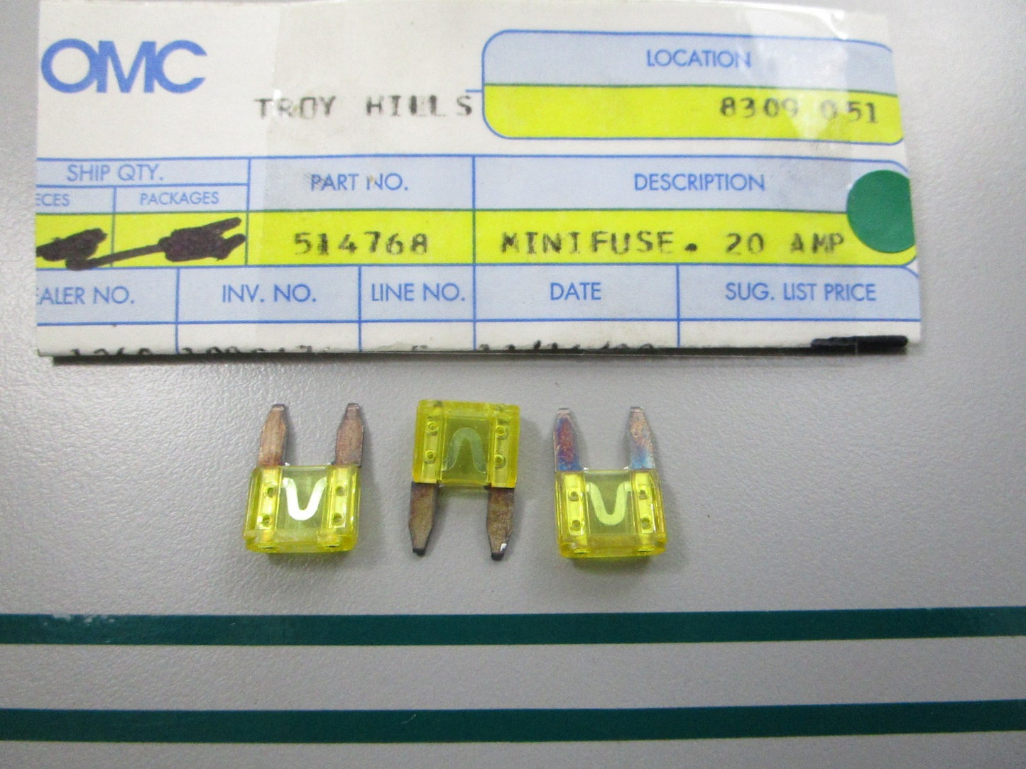 NEW OEM (LOT OF 3) 514768 0514768 OMC Johnson Evinrude 20AMP Mini Fuse 0810