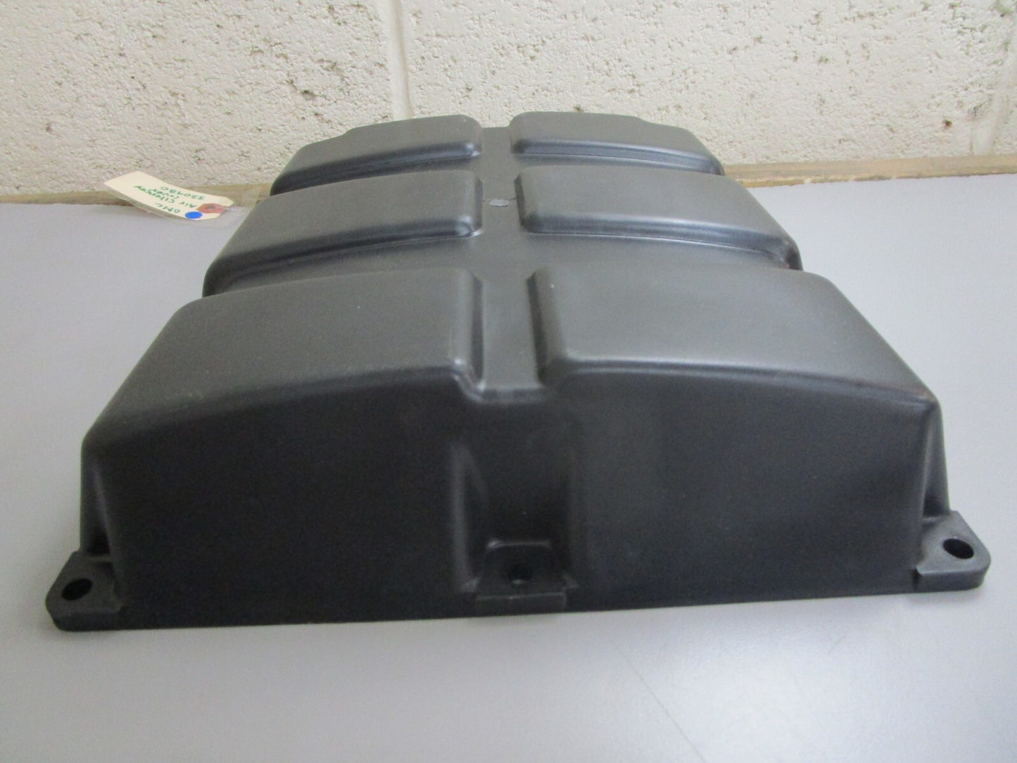 *NEW OEM* 0820 OMC Johnson Evinrude Air Silencer Cover 320930 0320930