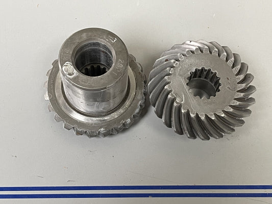*NEW* 0670 Mercury Quicksilver Gear Assembly 43-45569A2 43 45569A2