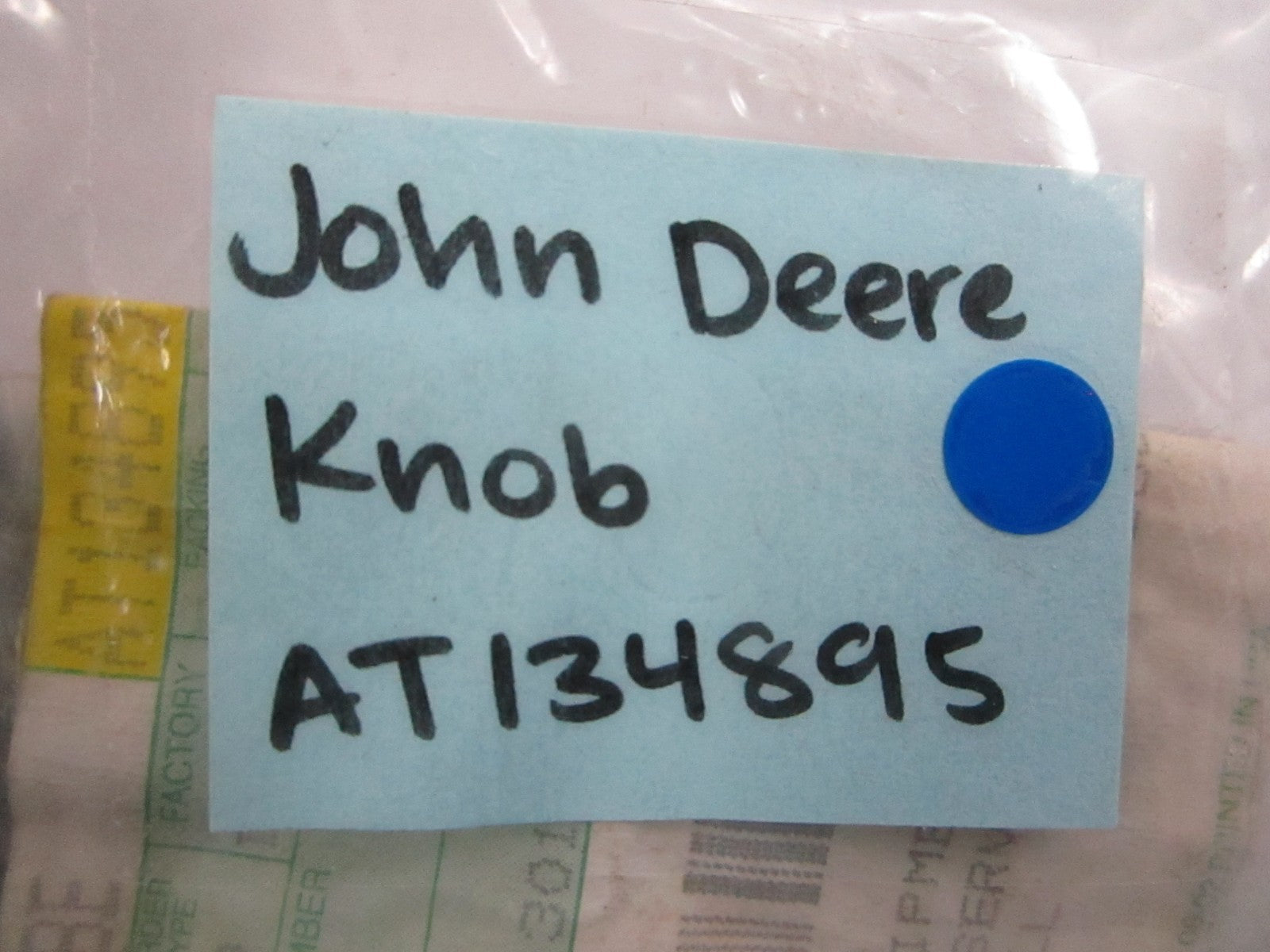 NEW OEM AT134895 John Deere Knob 0810