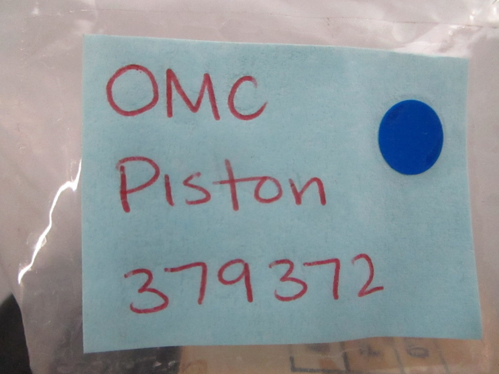 *NEW OEM* 0810 OMC Johnson Evinrude Piston 379372 0379372