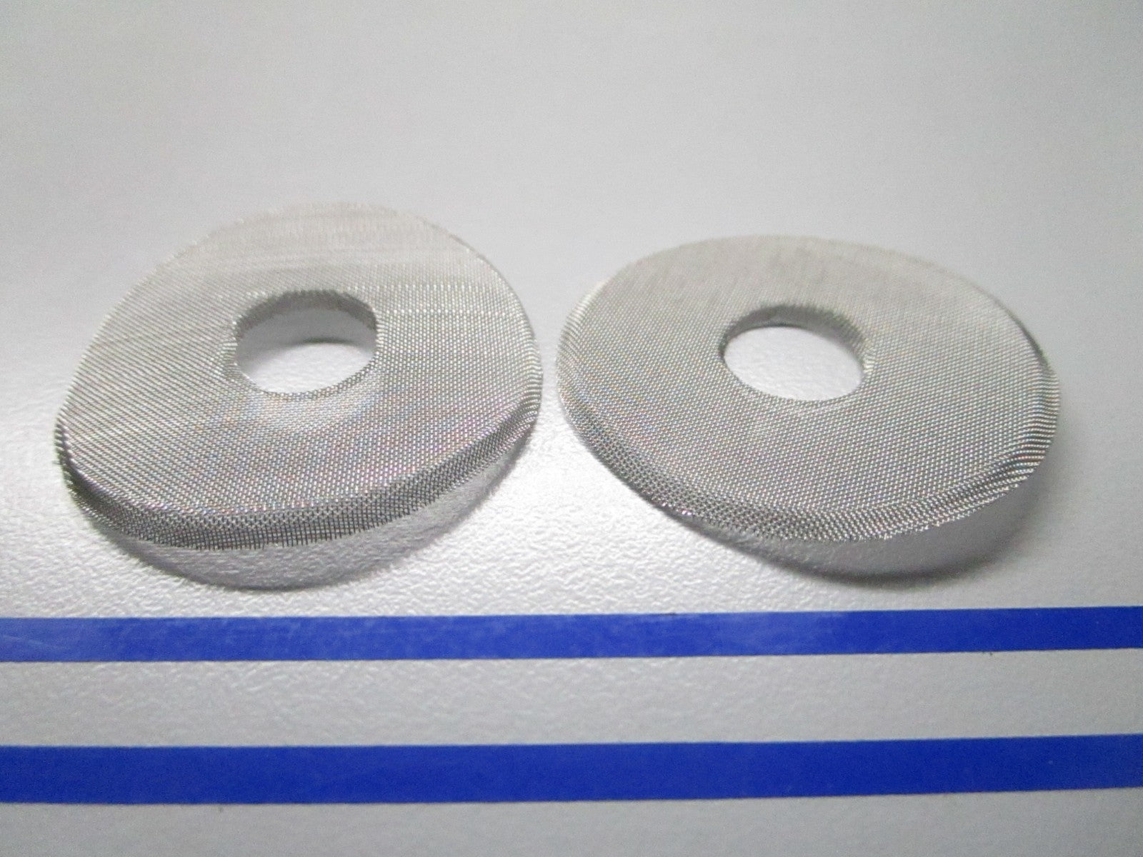 *NEW OEM* (LOT OF 2) 0810 OMC Johnson Evinrude Screen 312675 0312675