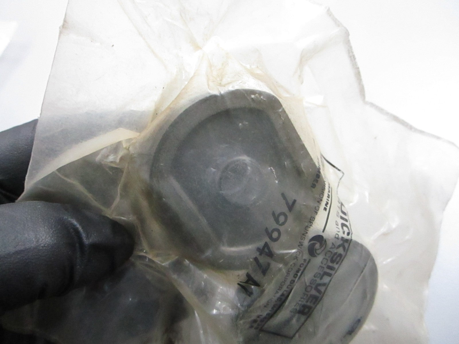 *NEW OEM* 0810 Mercury Quicksilver Rubber Mount 79947A1