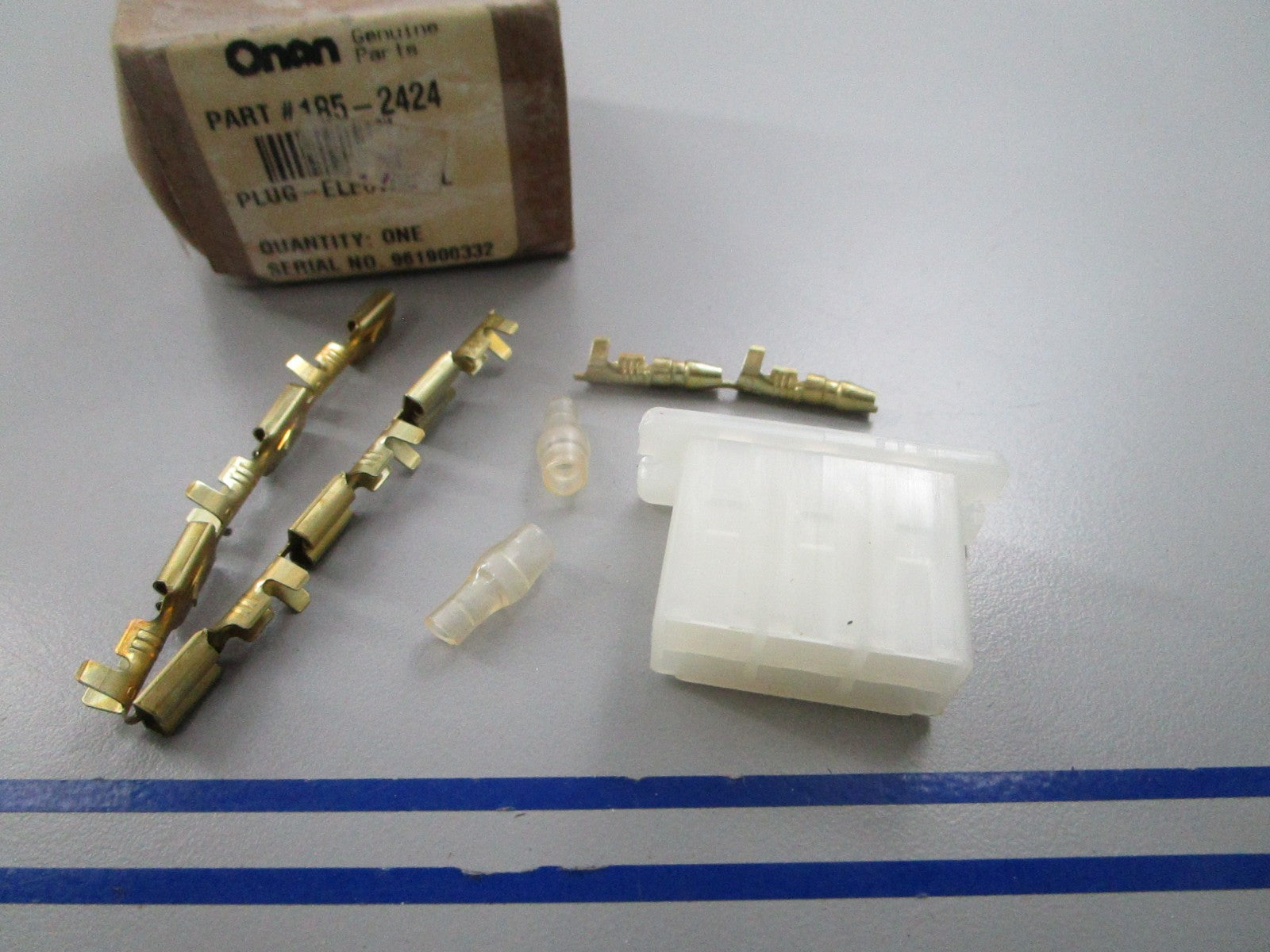 NEW OEM Onan Electrical Plug 185-2424 0810