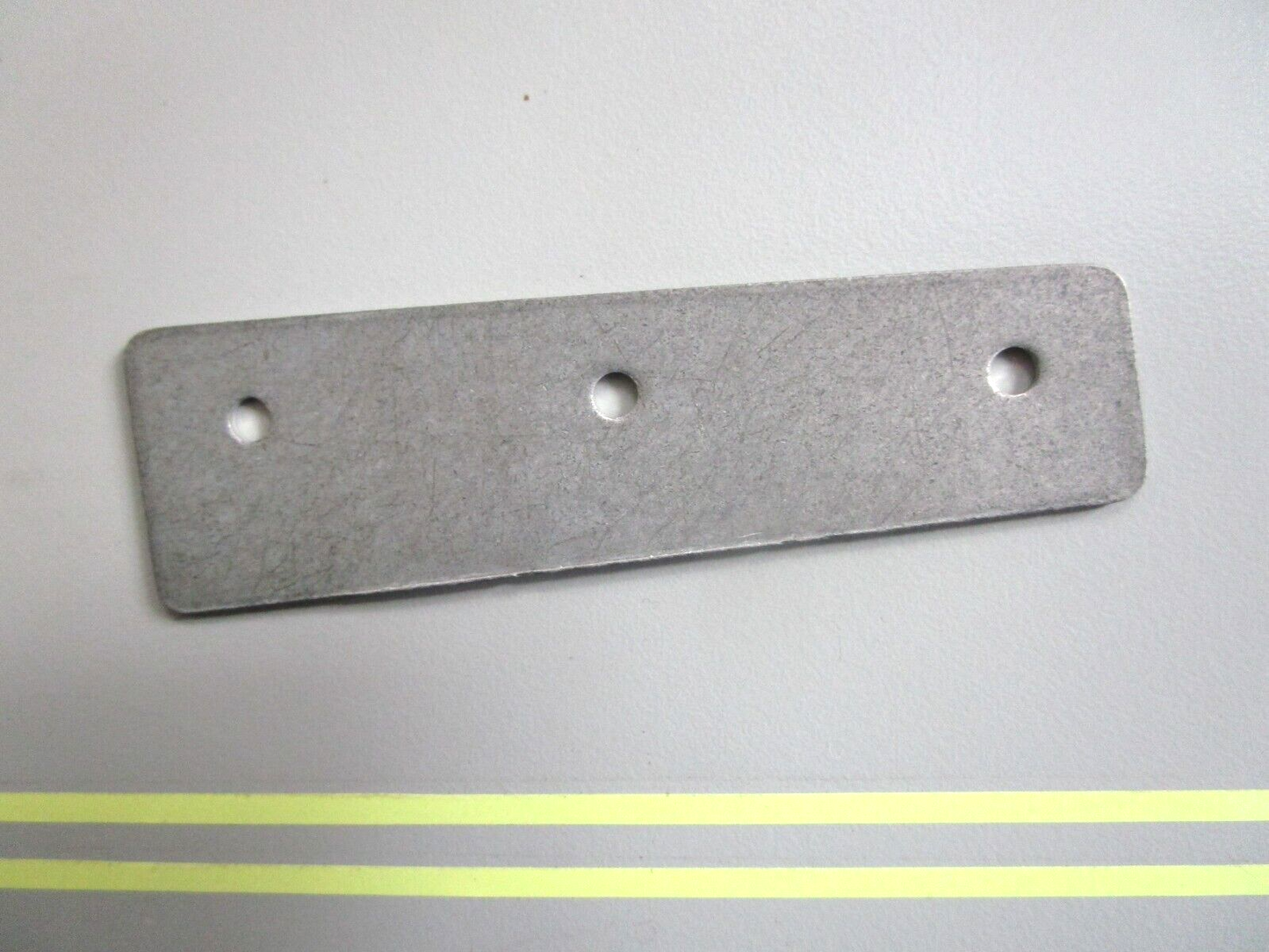 *NEW OEM* 0750 Volvo Penta ATTACHING PLATE 852643
