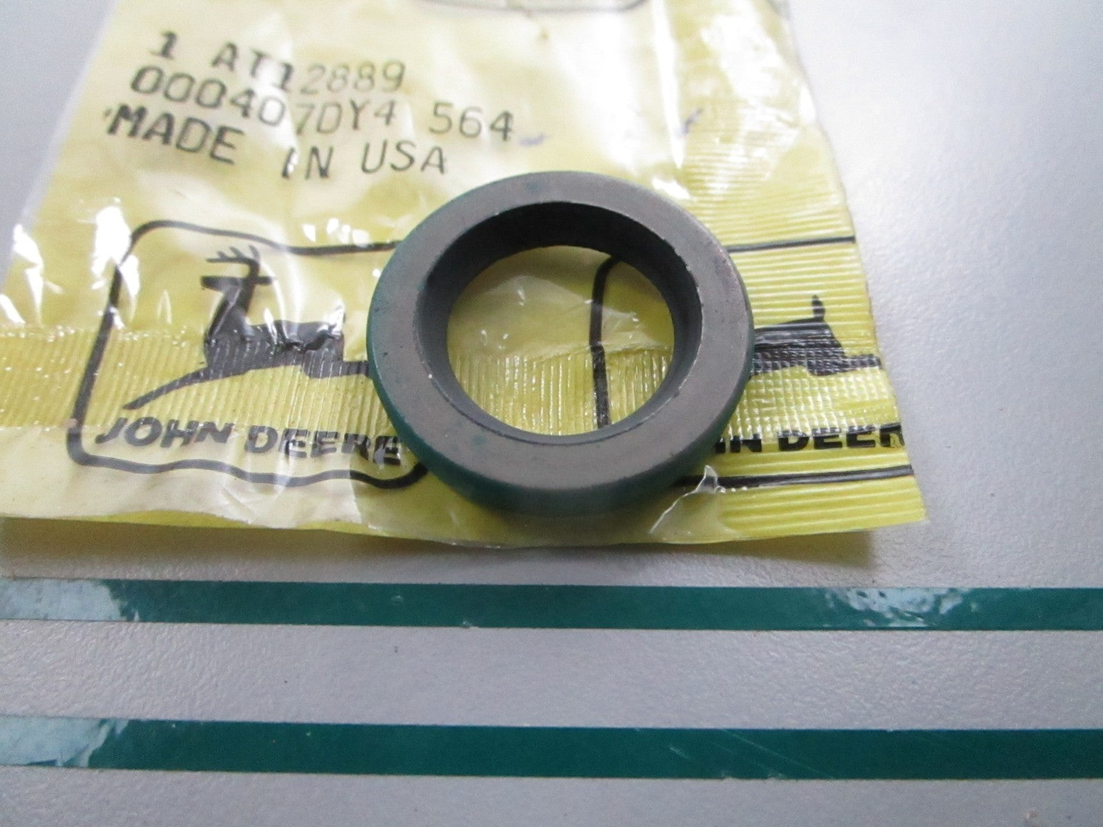 NEW OEM AT12889 John Deere Seal 0810