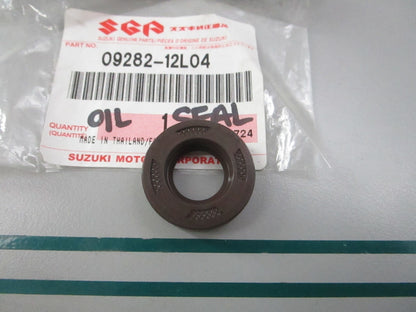 NEW OEM 09282-12L04 Suzuki Oil Seal 0810