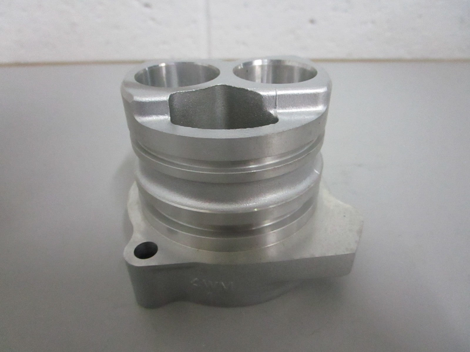 NEW OEM 4WM-122271-00-00 Yamaha Housing 0820