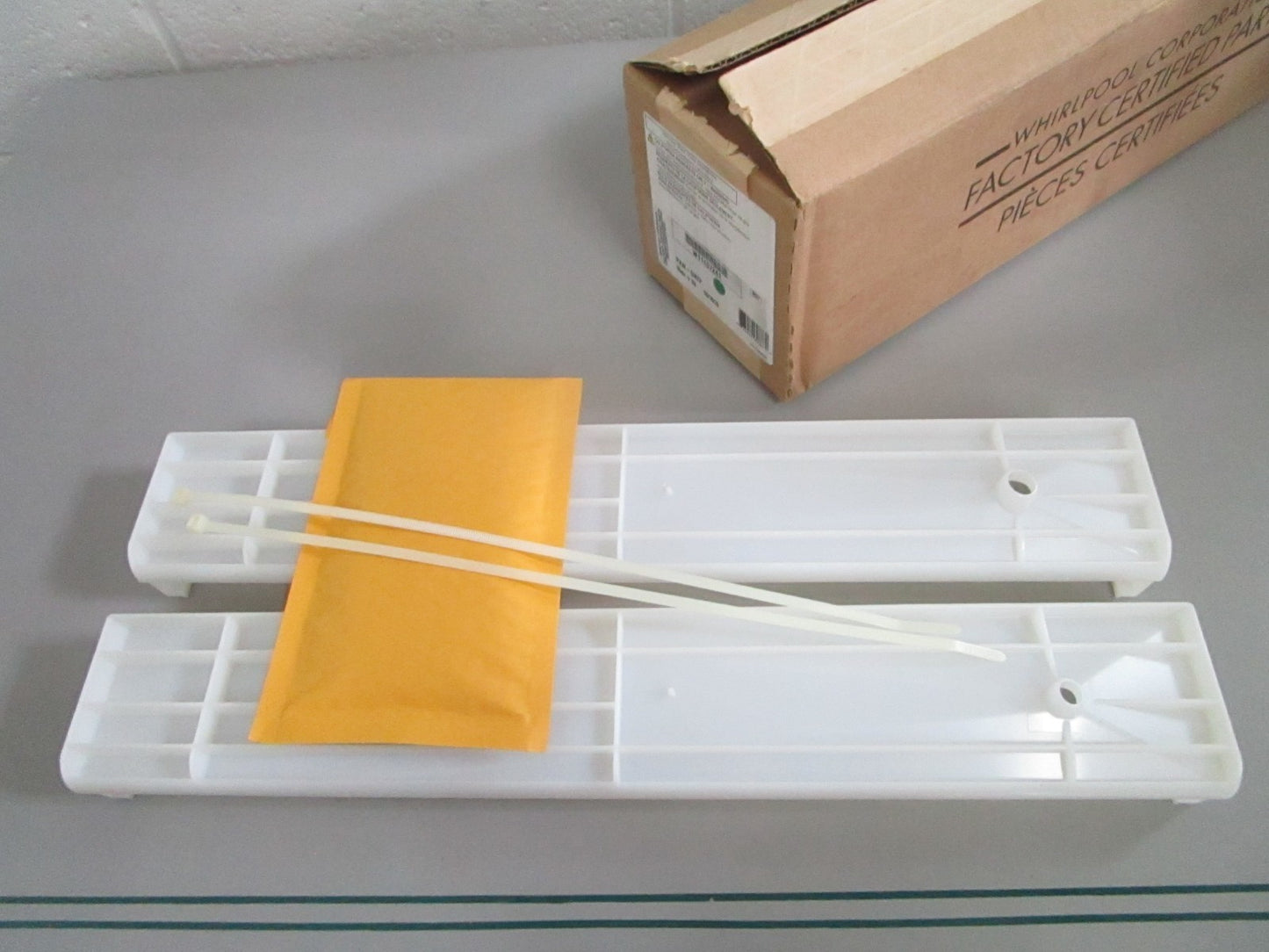 Whirlpool NEW OEM Refrigerator Evaporator Drip Pan W11457241 NOS Factory Part 08
