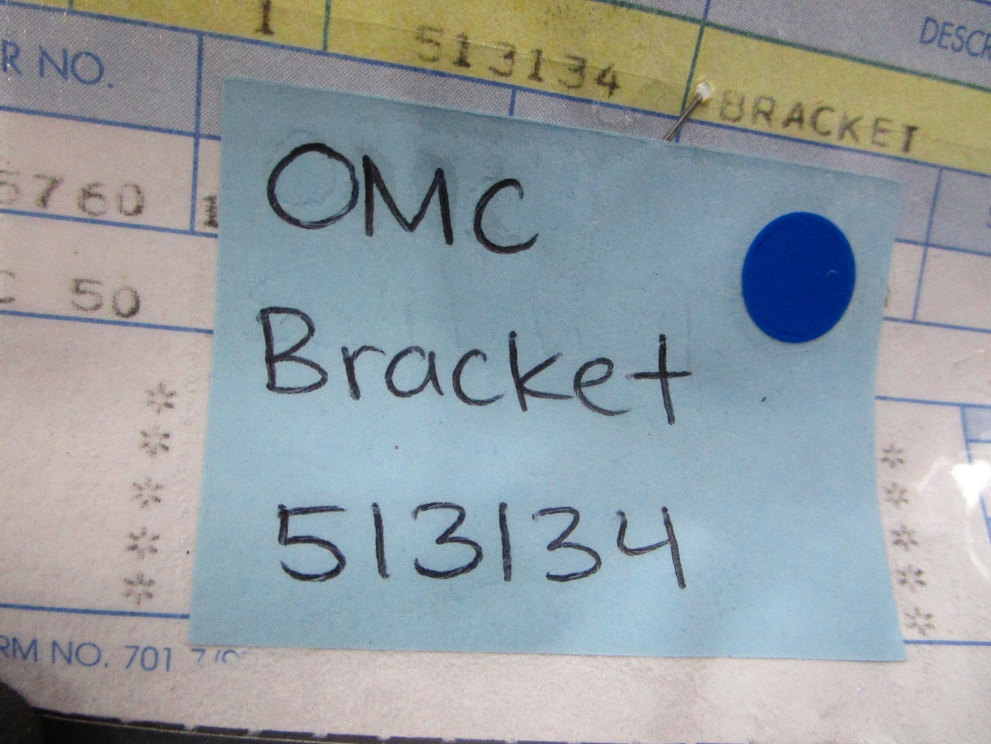 *NEW OEM* 0810 OMC Johnson Evinrude Bracket 513134 0513134