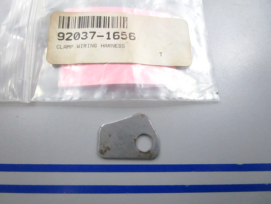 NEW OEM 92037-1656 Kawasaki Wiring Harness Clamp 0810