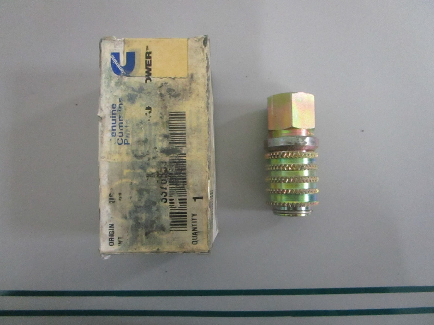NEW OEM 3376859 Cummins Quick Connector 0820