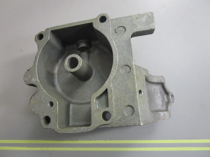 *NEW OEM* 0810 OMC Johnson Evinrude Carburetor Cap 322299 0322299