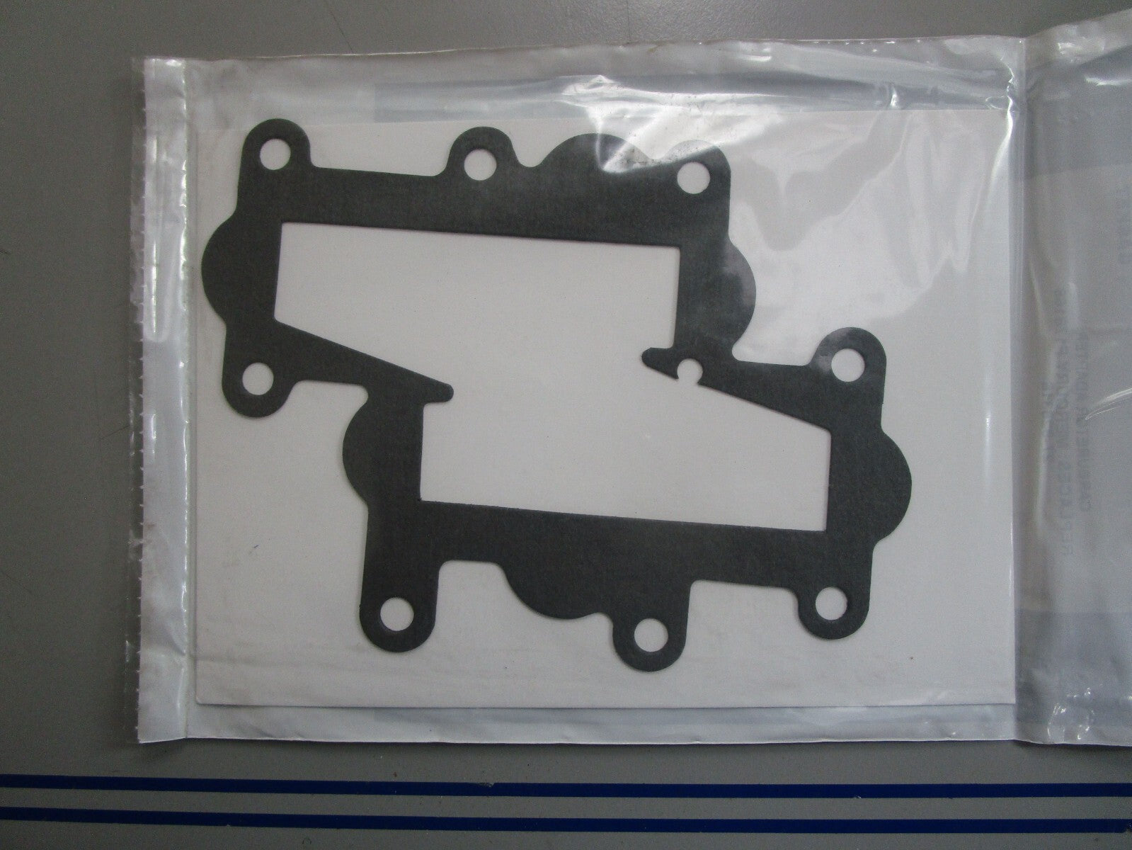 *NEW* 0770 Sierra Carburetor Adapter 18-0314 Replaces: Mercury F178168