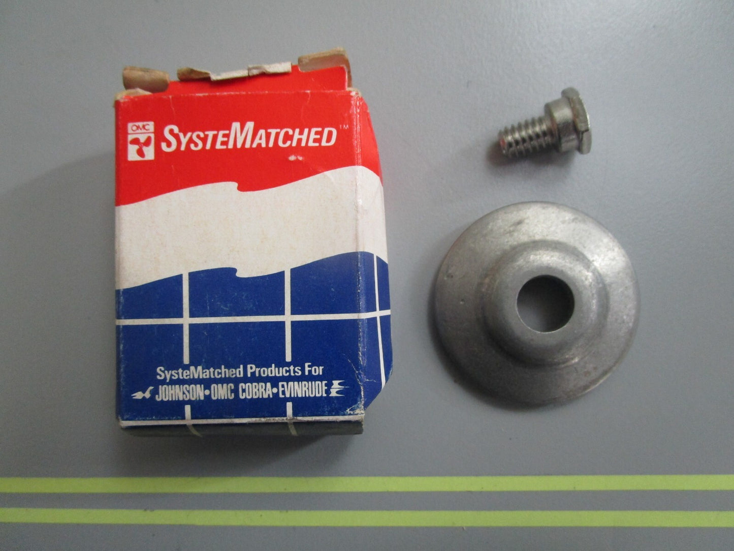 *NEW OEM* 0810 OMC Johnson Evinrude Plate & Screw 434757 0434757