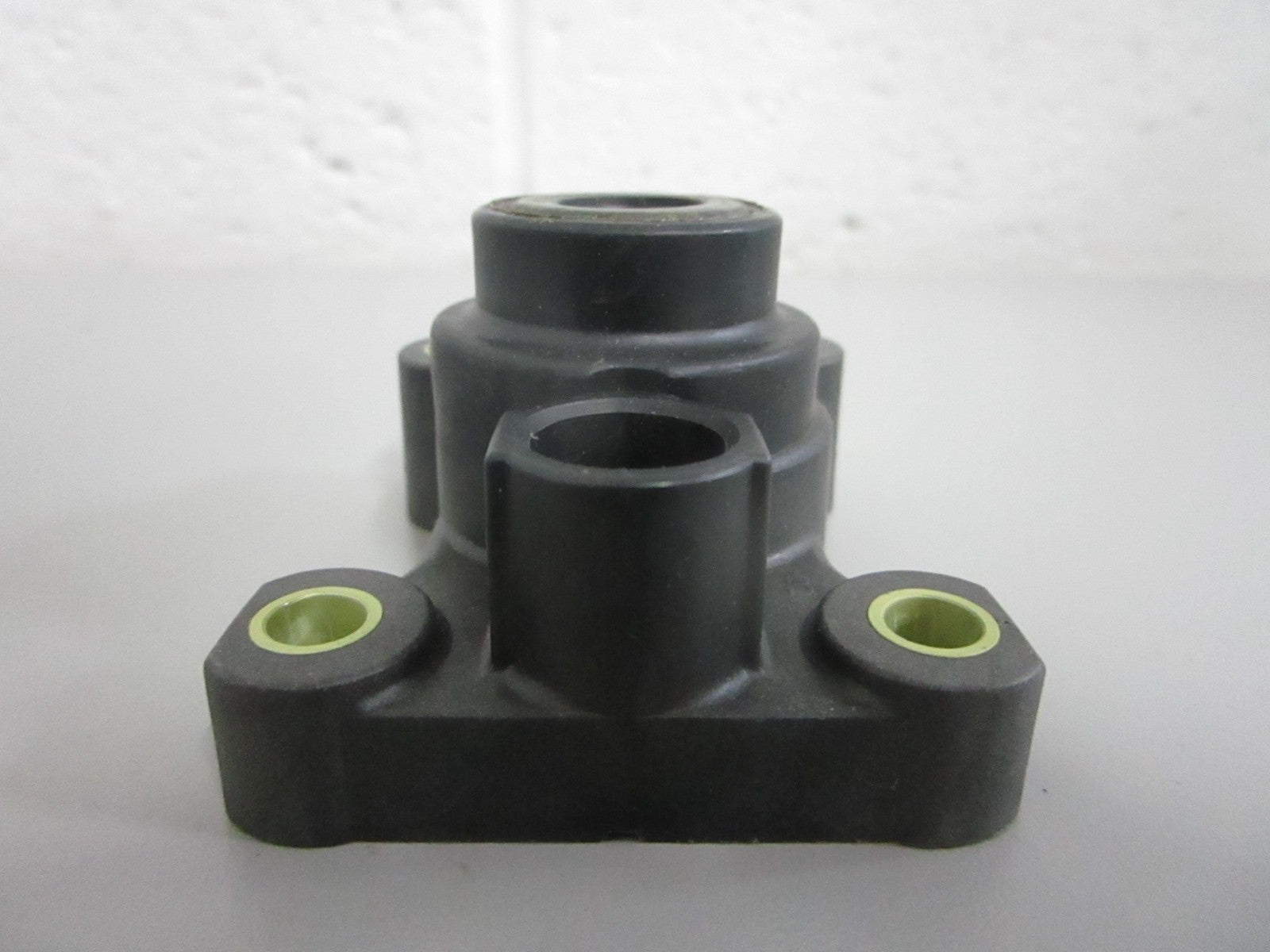 NEW OEM 391571 0391571 OMC Johnson Evinrude Impeller Housing 0820