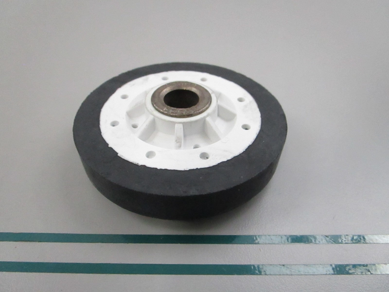 NEW OEM WP37001042 Whirlpool Dryer Drum Roller 0810