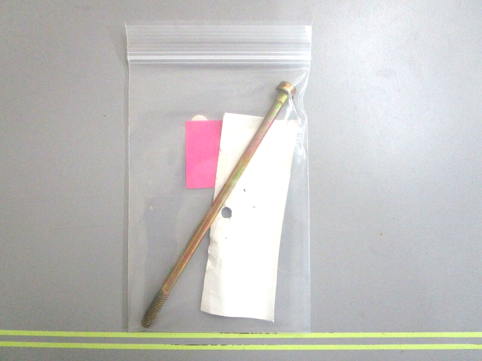 *NEW OEM* 0750 OMC Johnson Evinrude THRU BOLT 3852722