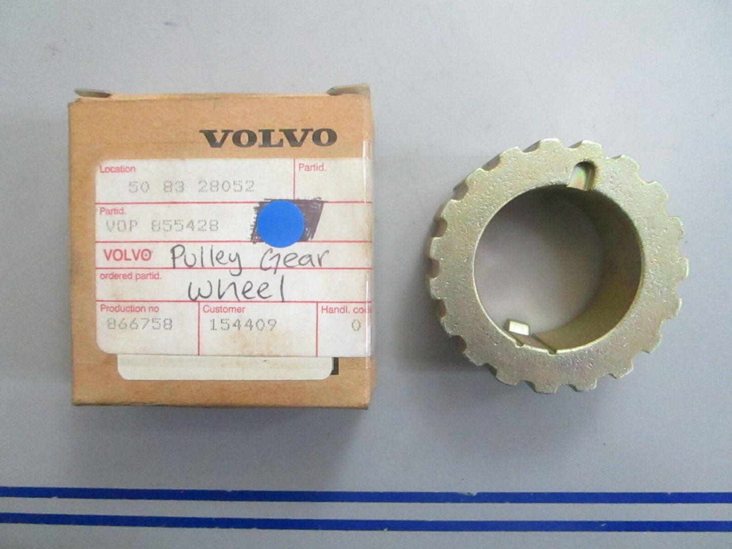 *NEW OEM* 0820 Volvo Penta Pulley Gear Wheel 855428