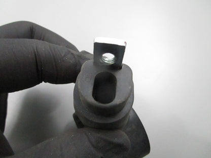 *NEW OEM* 0810 Honda Turn Signal Mount 33490-MN0-003