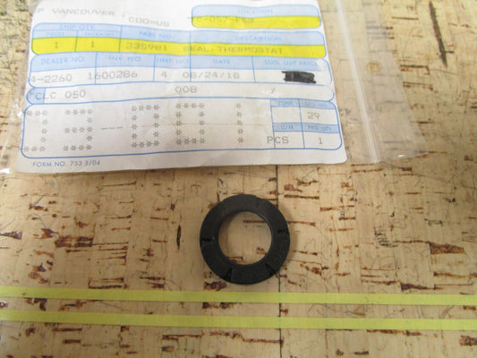 *NEW OEM* 0810 OMC Johnson Evinrude Thermostat Seal 335981 0335981