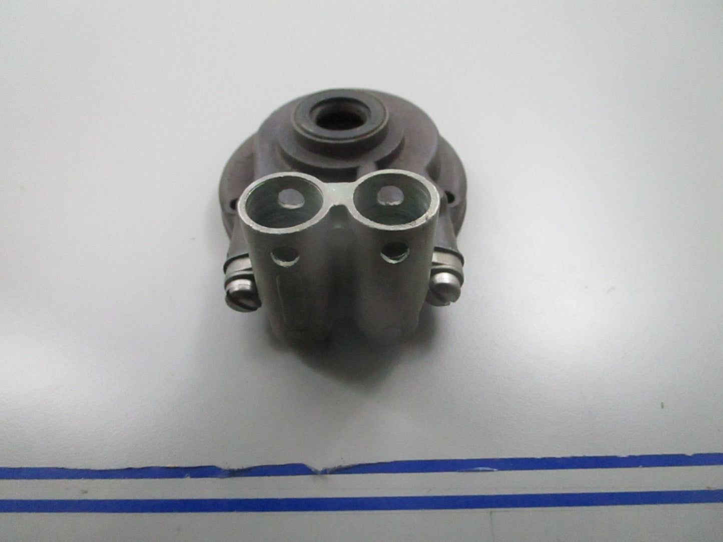 *NEW OEM* 0720 OMC Johnson Evinrude Housing 312612 307954 378348