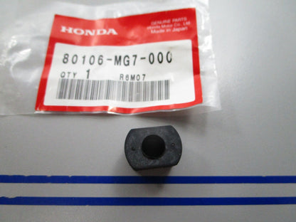 NEW OEM 80106-MG7-000 Honda Taillight Mounting Rubber 0810