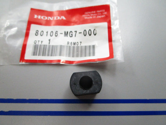 NEW OEM 80106-MG7-000 Honda Taillight Mounting Rubber 0810
