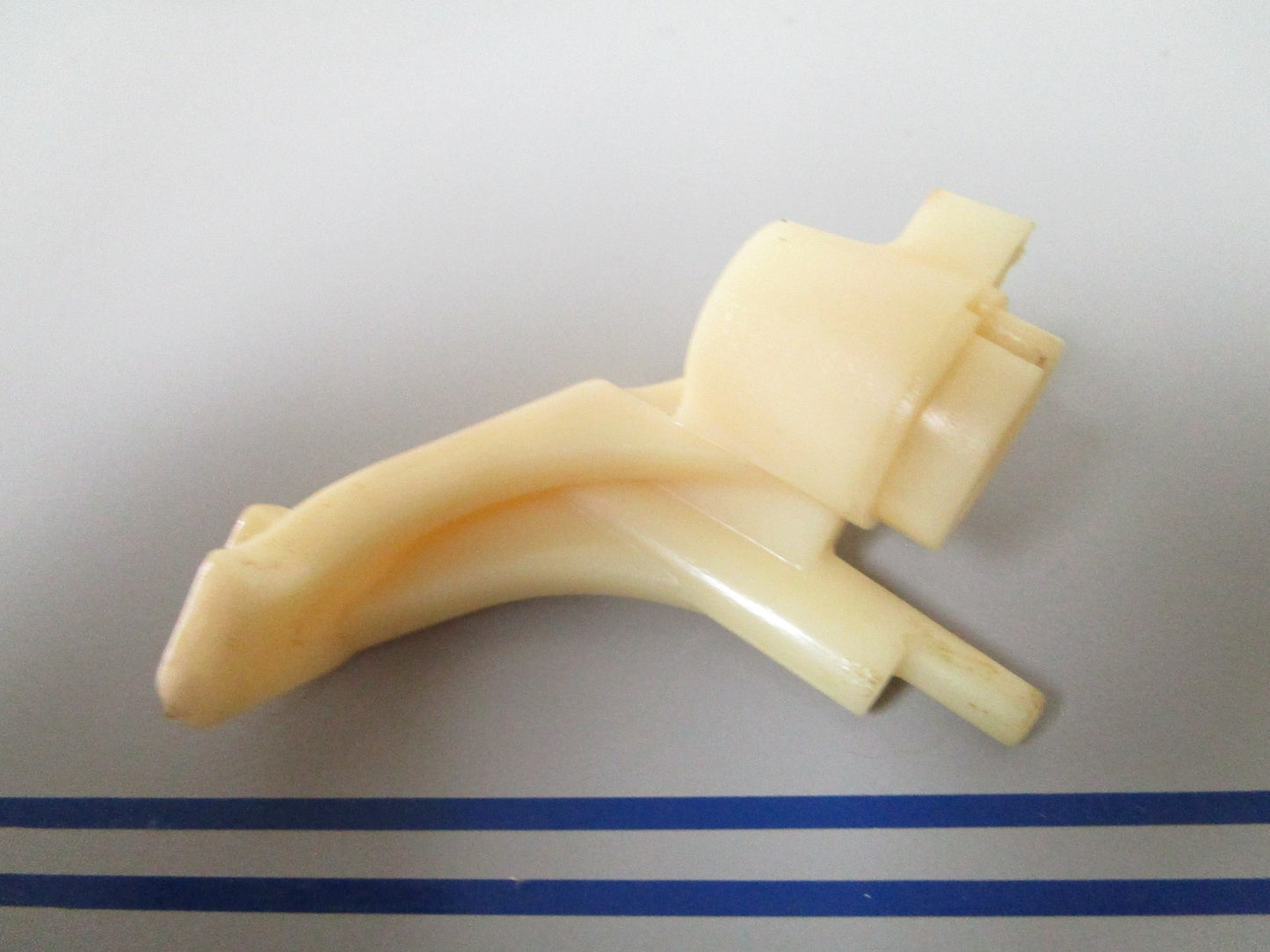 NEW OEM 317657 0317657 OMC Johnson Evinrude Lever 0720