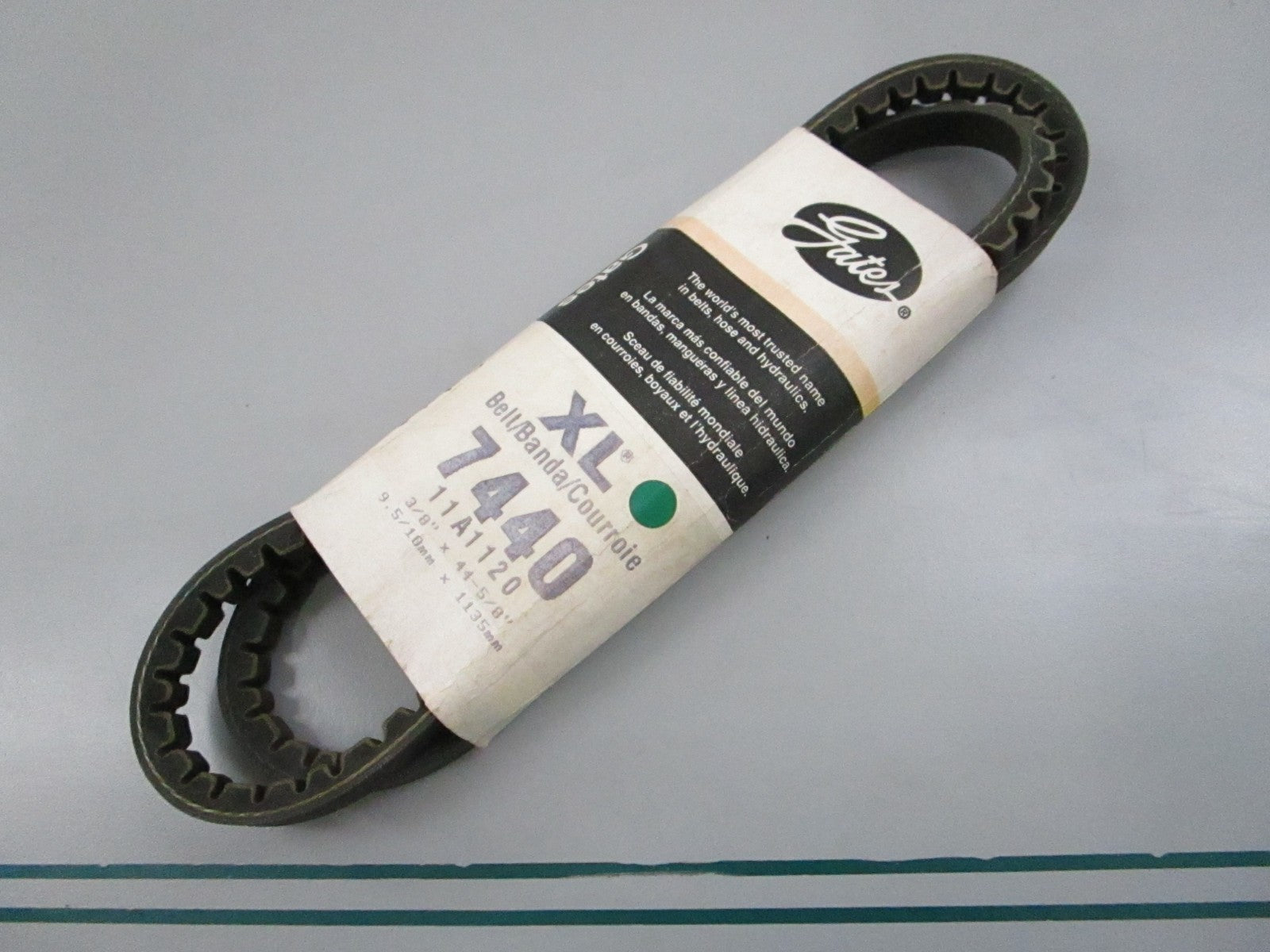 Gates 7440 Automotive XL V-Belt Notched 44in NEW 0810