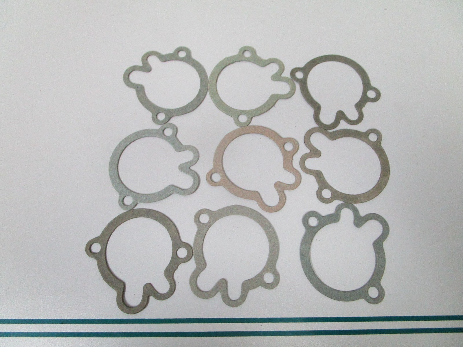NEW OEM (LOT OF 9) 305441 0305441 OMC Johnson Evinrude Gasket 0810