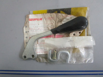 NEW OEM 077-4493 CAT Bracket Kit 0820