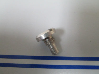 *NEW OEM* 0810 Mercury Quicksilver Screw F286080