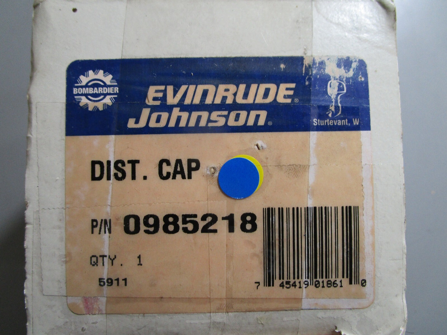 *NEW OEM* 0810 OMC Johnson Evinrude Distributor Cap 985218 0985218
