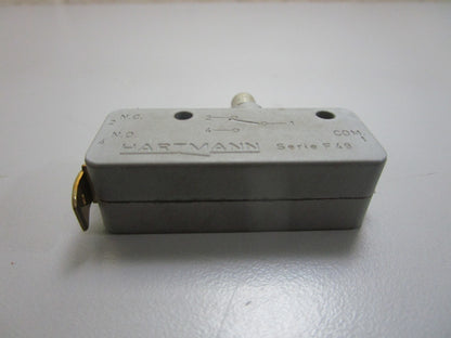 *NEW OEM* 0820 Volvo Penta Switch 850710