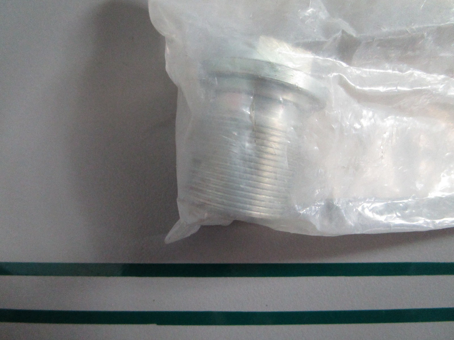 NEW OEM 2SA-F3357-00-00 Yamaha Nut 0820