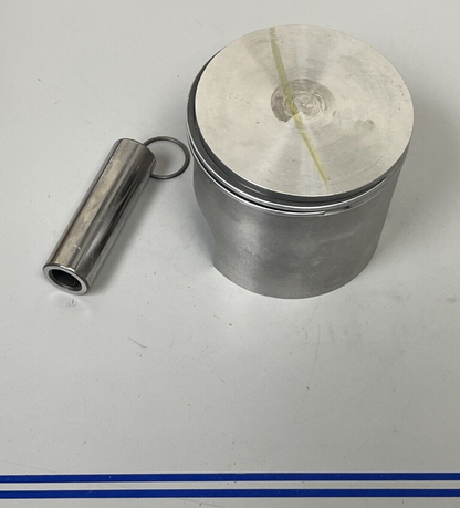*NEW OEM* 0670 Mercury Quicksilver Piston Assembly .015 765-7042A2 765 7042A2