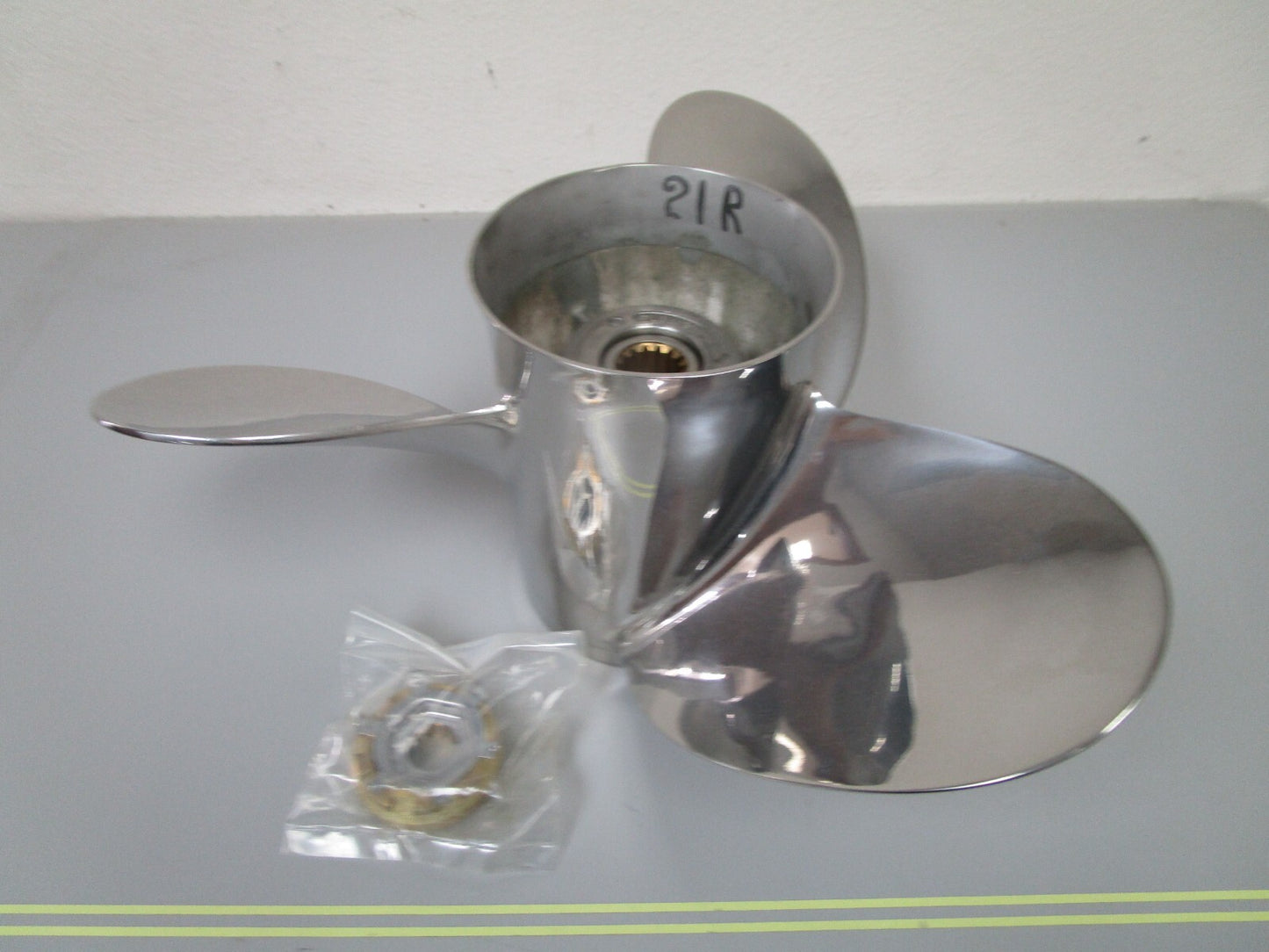 *NEW* 0720 Solas 14.75 x 21 Propeller 1541-148-21 RP: Mercury Honda 135 - 225 hp