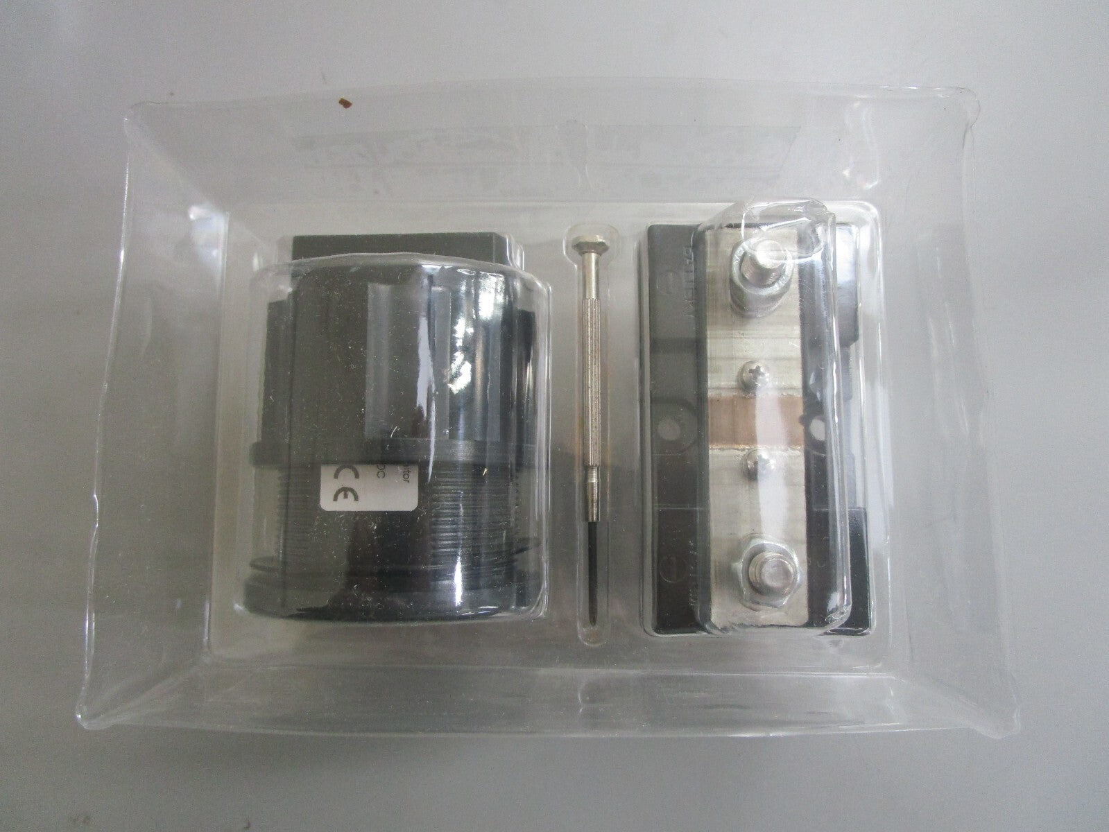 *NEW* 0820 Xantrex Battery Monitor 84-2030-00