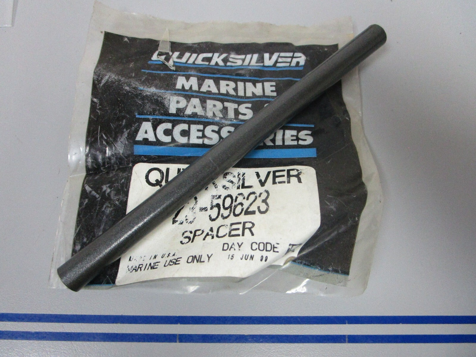 *NEW OEM* 0810 Mercury Quicksilver Spacer 23-59623