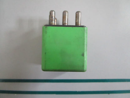 NEW OEM 1268202026 Mercedes-Benz Relay 0820
