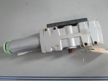NEW OEM 320G 4040XP LCN Door Closer Body 0820