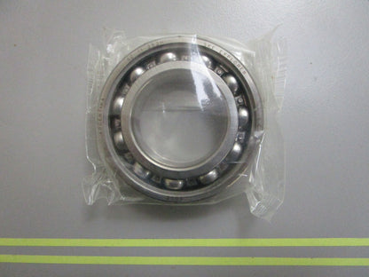 *NEW OEM* 0810 Volvo Penta Ball Bearing 19258