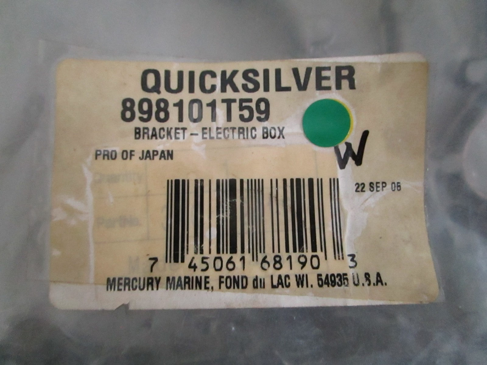 Mercury NEW OEM Electric Box Bracket 898101T59 NOS Genuine Outboard Part 0820