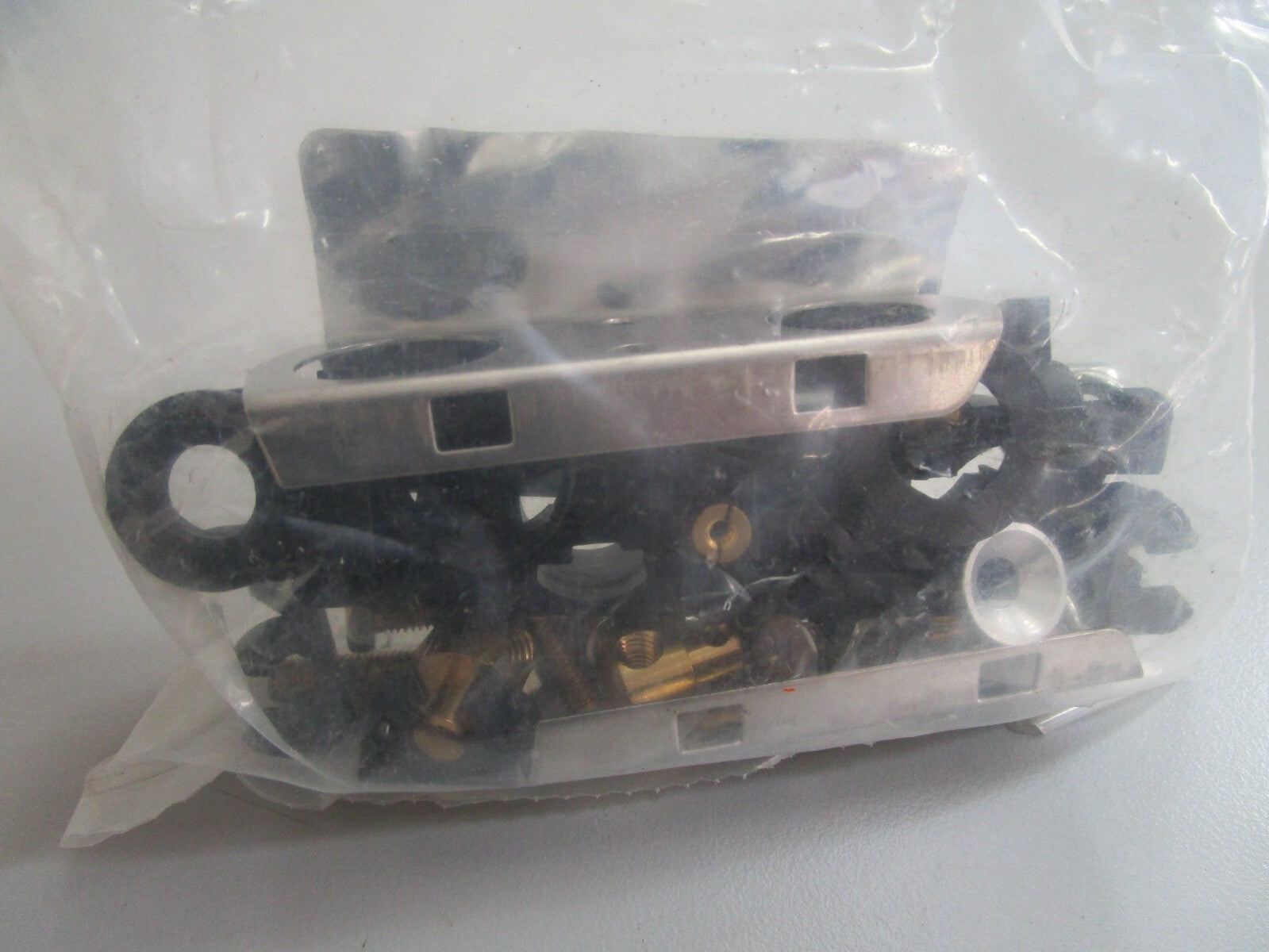 *NEW OEM* 0820 Volvo Penta Hardware Kit 3857721