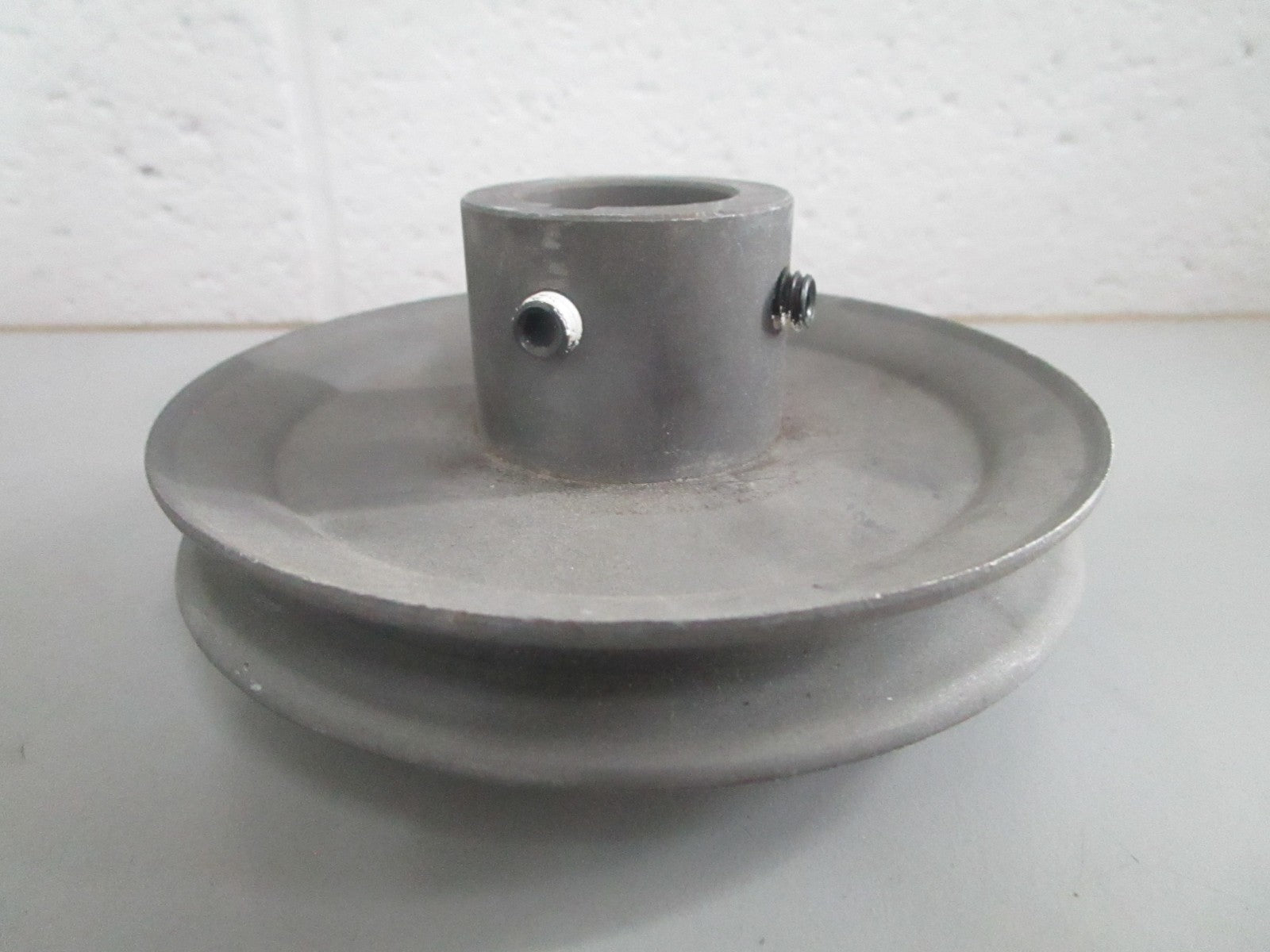 NEW OEM 484373 Scag Pulley 0820