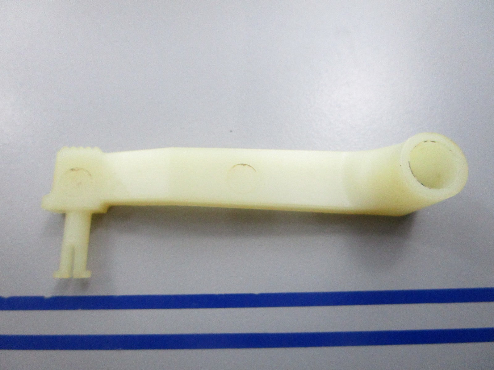 NEW OEM 311335 0311335 OMC Johnson Evinrude Detent Armature Arm 0810