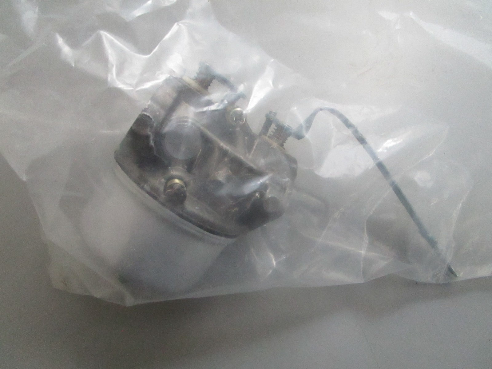 *NEW* 0820 Oregon Carburetor Assy 50-647 Replaces: Tecumseh 632615