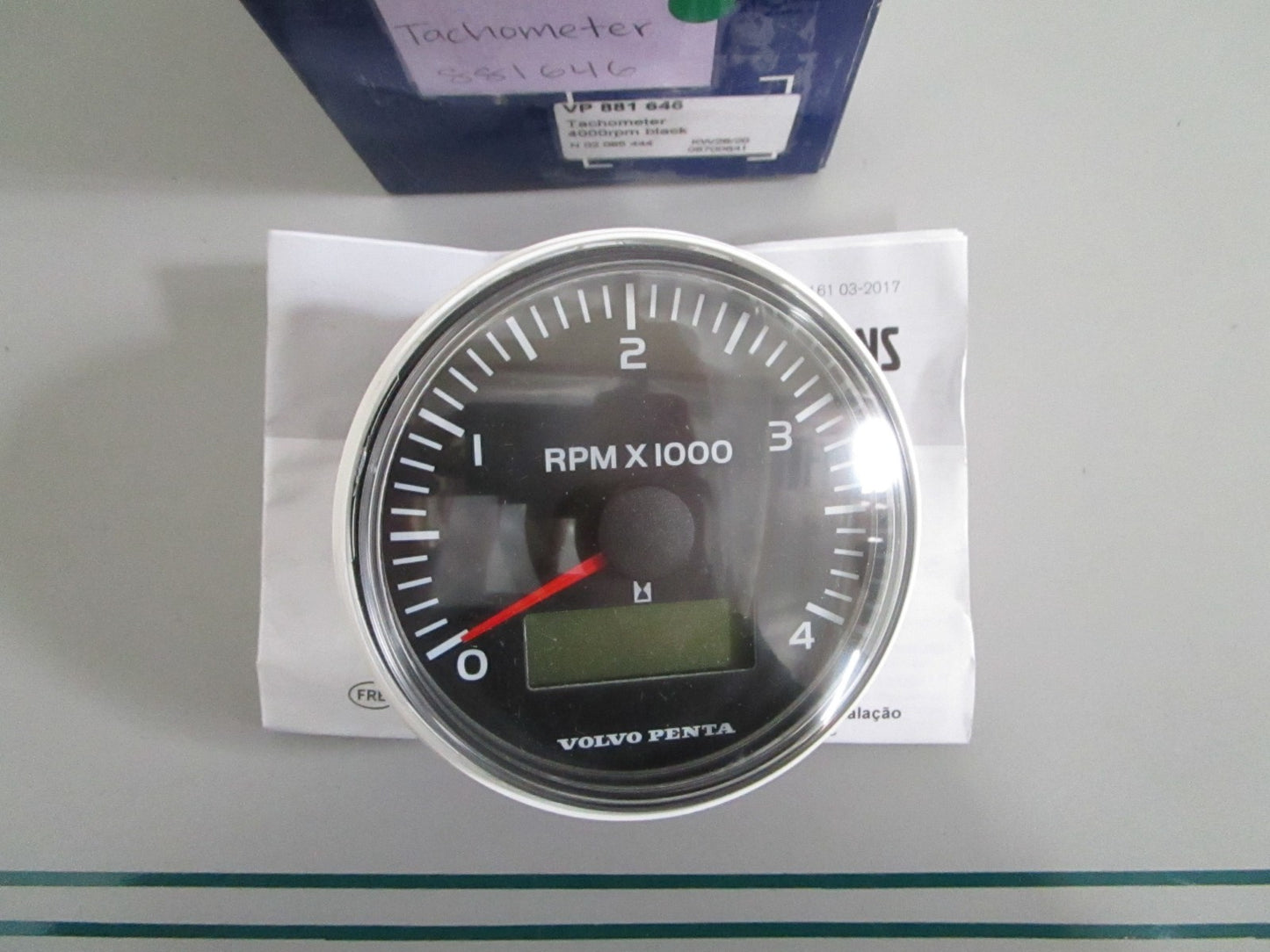 NEW OEM 881646 Volvo Penta Tachometer 0820